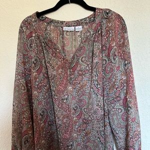 Liz Claiborne pull over blouse. Size L